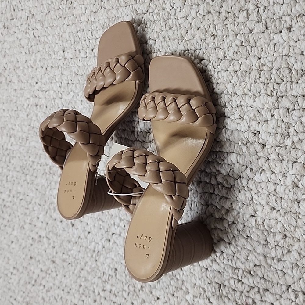 Basil Braided Heels - Picture 5 of 7